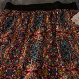 Lularoe Lucy skirt with a black waistband